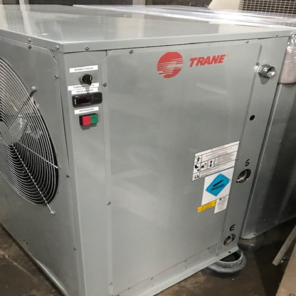 Chillers e Sistemas de Água Gelada